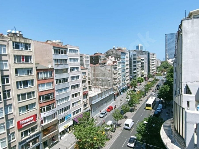 HALASKARGAZİ CADDE ÜZERİNDE ASANSÖRLÜ GENİŞ OFİS VE HOME OFİSE UYGUN  DAİRE - Görsel 7