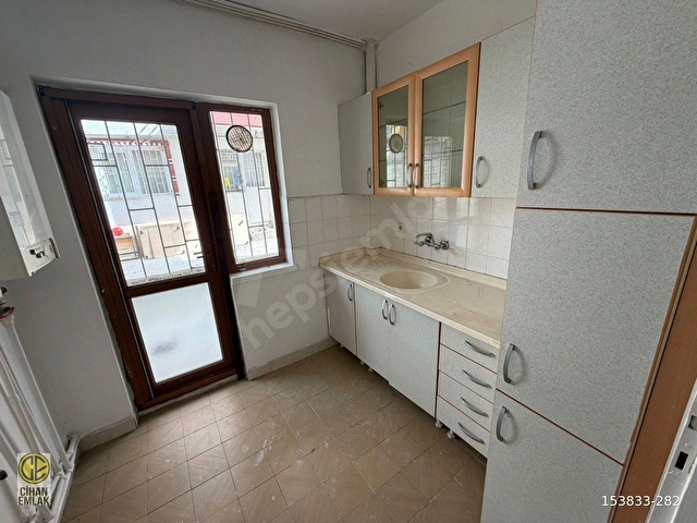 CİHAN EMLAKTAN CADDE ÜZERİ  SATILIK 3+1 DAİRE