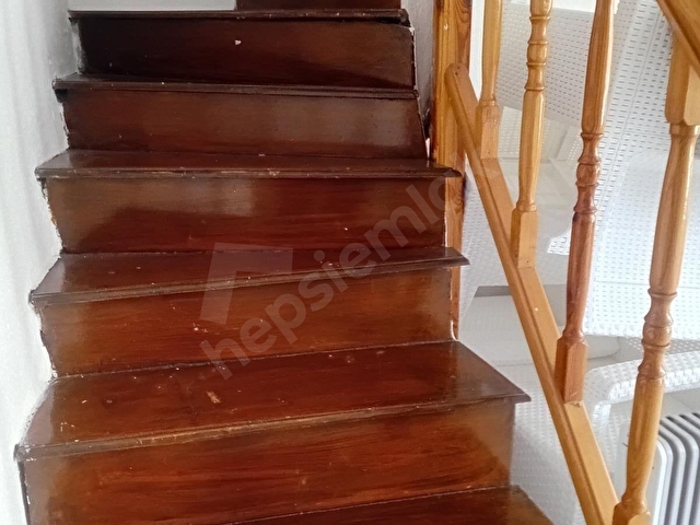 GELİBOLU BOLAYIR ERENLER SİTESİNDE SIFIR EŞYALI TRİPLEX YAZLIK - Görsel 15