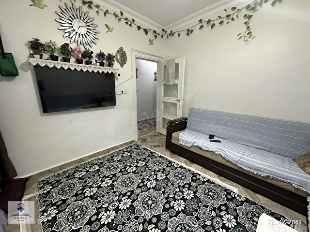 AKŞEMSETTİN MAH. METROYA 2 DK BAHÇELİ SATILIK 2+1 DAİRE - Görsel 9