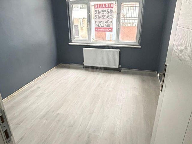 AYŞEKADIN TUĞRA MARKET YAKININDA BAHÇELİ 2+1 KİRALIK DAİRE - Görsel 21