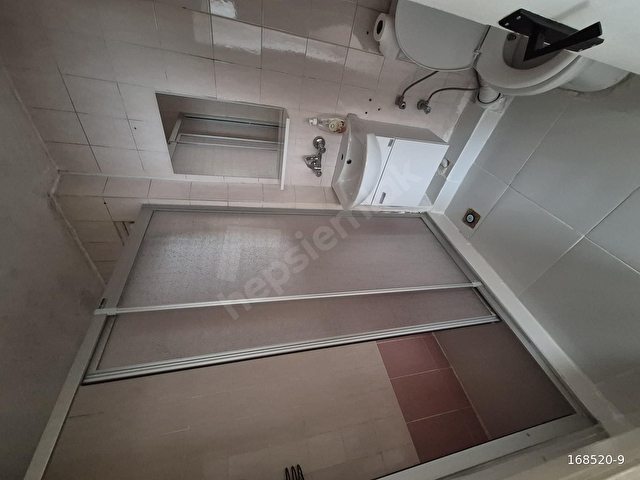 SİTE İÇERİSİNDE OTOPARKLI BALKONLU BOYALI TEMİZ 2+1 KİRALIK - Görsel 16