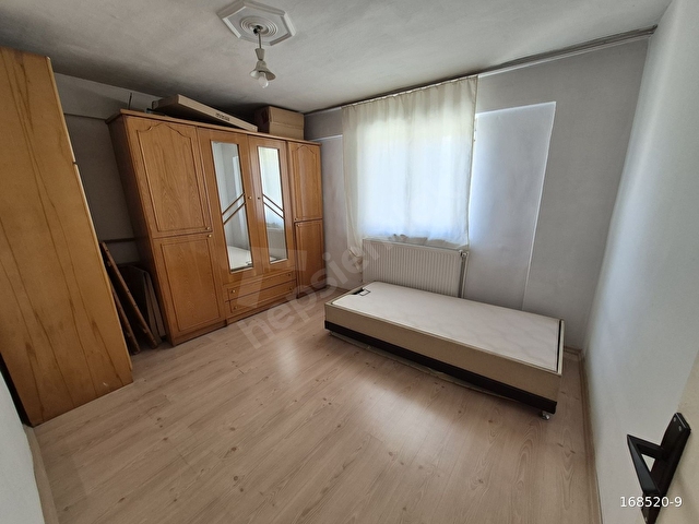 SİTE İÇERİSİNDE OTOPARKLI BALKONLU BOYALI TEMİZ 2+1 KİRALIK - Görsel 11
