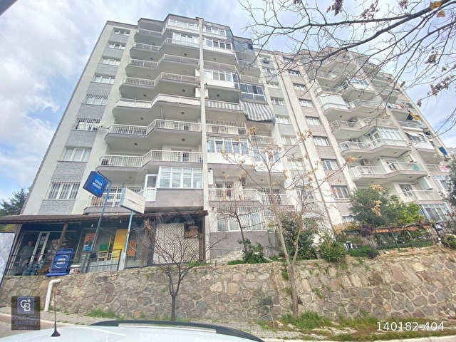 ÇİĞLİ YAKAKENT MAHALLESİNDE 40 M2 SATILIK DÜKKAN