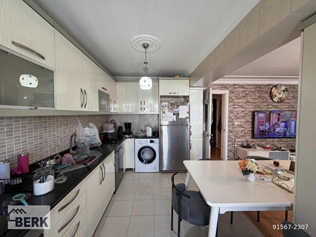 BERK EMLAKTAN MENDERES MERKEZDE 3+1 SATILIK DAİRE - Görsel 6