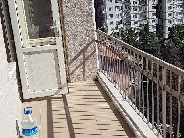 Demetevler metrosuna 1 bina mesafede, sahibinden kiralık boş daire - Görsel 11