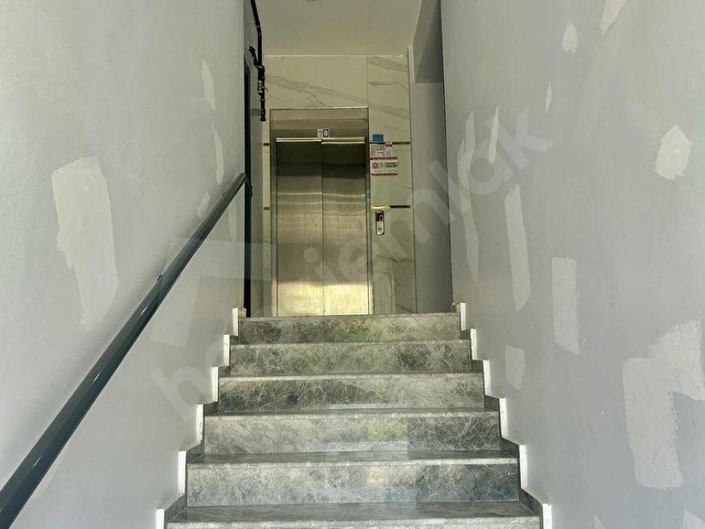 Nazilli Merkezde Satılık 5+2 Asansörlü 260 m2 Dubleks Daire - Görsel 6