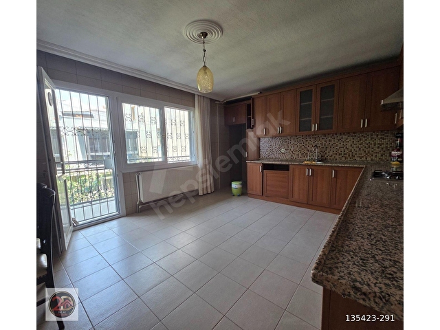 Bornova Işıklar mah 3+1 145 m2 kombili daire - Görsel 5