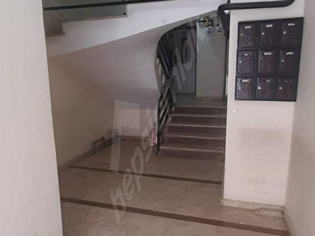 ÇARŞI MERKEZDE KİRALIK 1+1 APART - Görsel 4