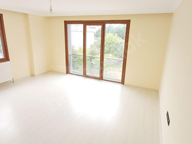 PENDİK GÖZDAĞINDA 3+1 ARA KAT GÜNEY CEPHE İSKANLI DAİRE