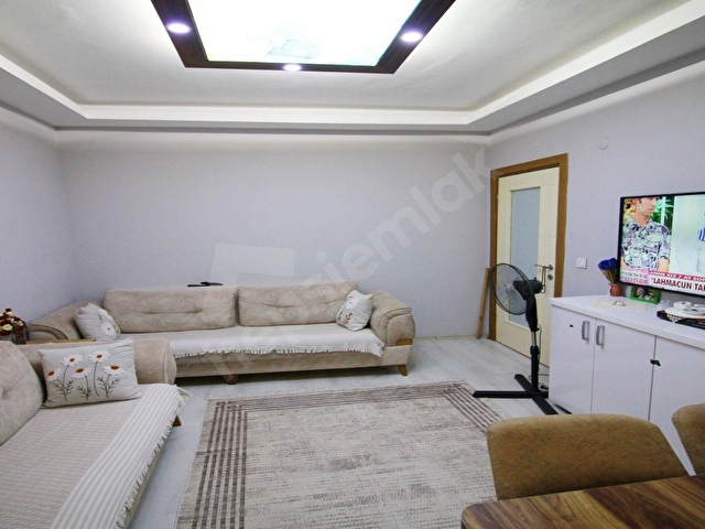 MEHTERÇEŞME MUHTARLIĞA YAKIN 2+1 KİRACILI SATILIK DAİRE