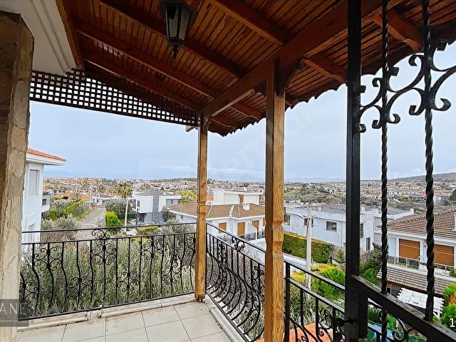 ÇEŞME ŞİFENE DE DENİZE 500 M UZAKLIKTA SATILIK VİLLA - Görsel 23