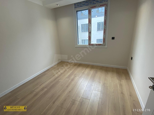 BAHÇELİEVLER SIFIR DAİRE 4.KAT 3+1 K.OTO PARKLI ASANSÖRLÜ - Görsel 12