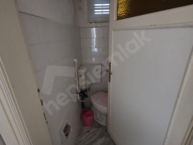 karabağlar belediyesi yakını 2+1 kiralık daire - Görsel 15