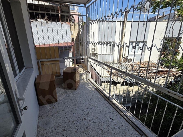 karabağlar belediyesi yakını 2+1 kiralık daire - Görsel 18