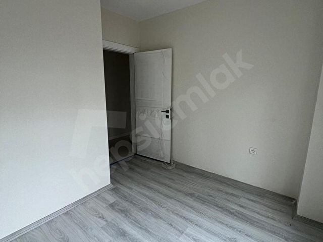 Güllükte Kiralık Deniz Manzaralı 2+1 Bahçe Katı - Görsel 13