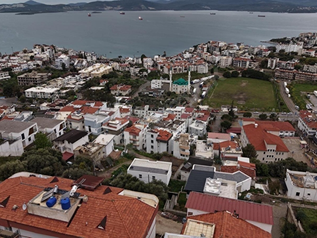 Güllükte Kiralık Deniz Manzaralı 2+1 Bahçe Katı - Görsel 3