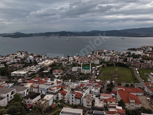 Güllükte Kiralık Deniz Manzaralı 2+1 Bahçe Katı - Görsel 2