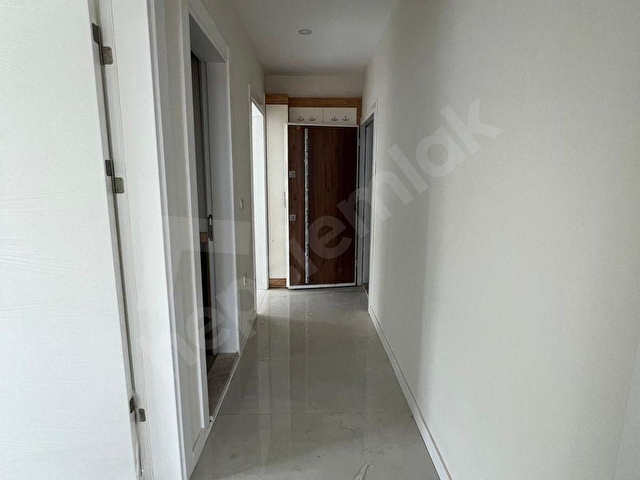 Güllükte Kiralık Deniz Manzaralı 2+1 Bahçe Katı - Görsel 11