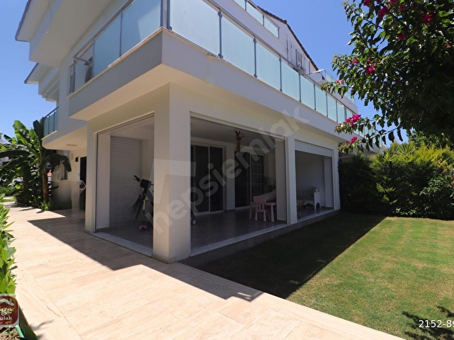 ALTINYUNUS MAHALLESİNDE MÜSTAKİL HAVUZLU 4+1 BÜYÜK BAHÇELİ - Görsel 12