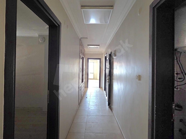 Ayvalık Ali Çetinkayada Merkezi Konumda Ferah 3+1 Kiralık Daire - Görsel 4