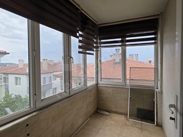 Ayvalık Ali Çetinkayada Merkezi Konumda Ferah 3+1 Kiralık Daire - Görsel 15