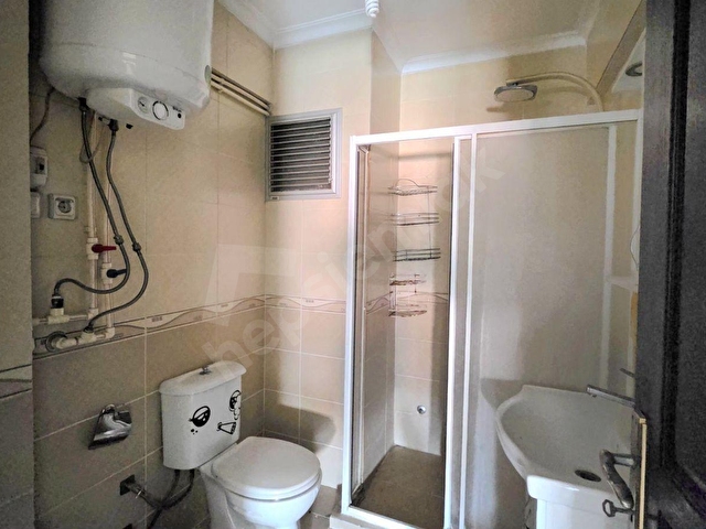 Ayvalık Ali Çetinkayada Merkezi Konumda Ferah 3+1 Kiralık Daire - Görsel 16