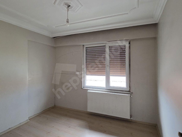 Ayvalık Ali Çetinkayada Merkezi Konumda Ferah 3+1 Kiralık Daire - Görsel 12