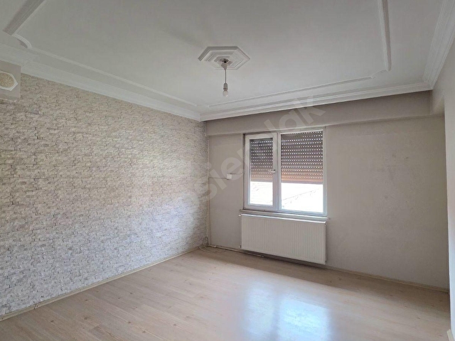 Ayvalık Ali Çetinkayada Merkezi Konumda Ferah 3+1 Kiralık Daire - Görsel 11