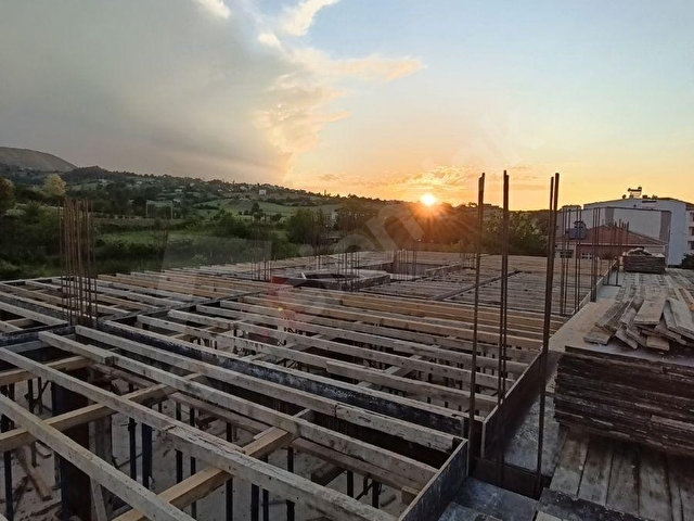 SATILIK SON İKİ DAİRE 90 M2 ARA KAT %50 PEŞİN ARAÇ TAKAS YAPILI - Görsel 8