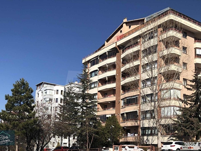 Çiğdem de Orman Manzaralı 4 + 1 Daire