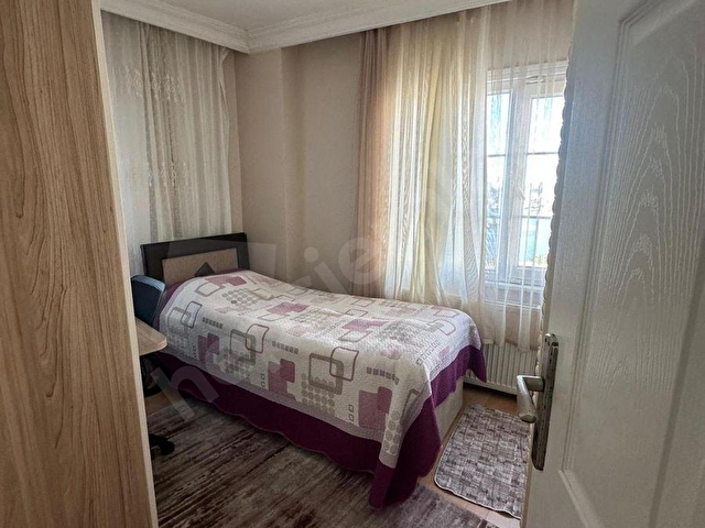BEYOĞLU SÜTLÜCEDE HALİÇ MANZARALI 2+1 SATILIK DAİRE! - Görsel 11