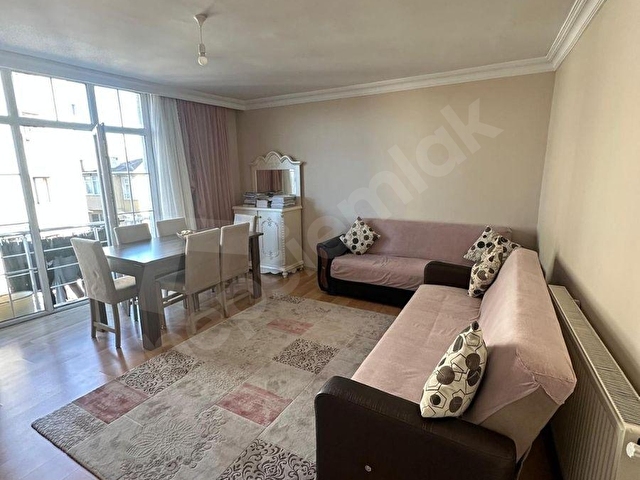 BEYOĞLU SÜTLÜCEDE HALİÇ MANZARALI 2+1 SATILIK DAİRE! - Görsel 2