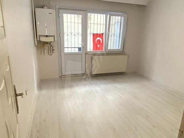 Şişli Kurtuluş Sadri Maksudi Arsal Sk.2+1 Bahçeli Temiz Kiralık Daire ( BOŞ )