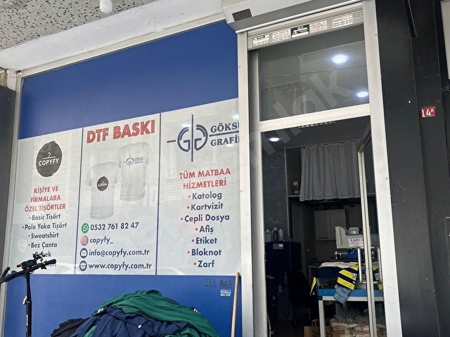 AY REALDEN ÜMRANİYEÇARŞI İÇİ SÜTÇÜ İMAM CADDESİNDE DÜZ GİRİŞ  28 M2 KİRALIK DÜKKAN İŞYERİ OFİS