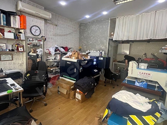 AY REALDEN ÜMRANİYEÇARŞI İÇİ SÜTÇÜ İMAM CADDESİNDE DÜZ GİRİŞ  28 M2 KİRALIK DÜKKAN İŞYERİ OFİS - Görsel 4