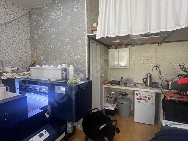 AY REALDEN ÜMRANİYEÇARŞI İÇİ SÜTÇÜ İMAM CADDESİNDE DÜZ GİRİŞ  28 M2 KİRALIK DÜKKAN İŞYERİ OFİS - Görsel 6
