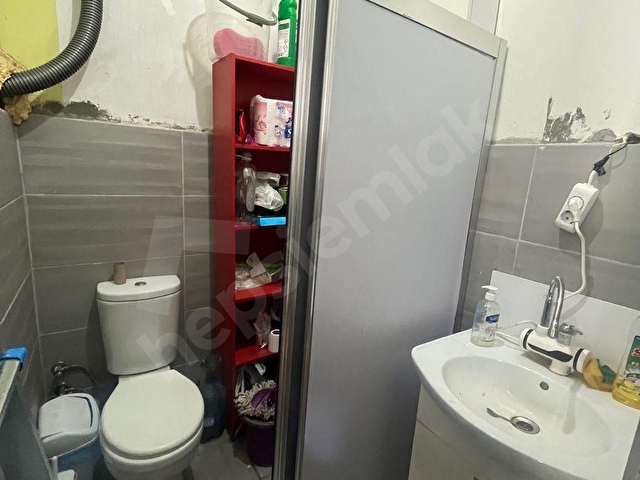 AY REALDEN ÜMRANİYEÇARŞI İÇİ SÜTÇÜ İMAM CADDESİNDE DÜZ GİRİŞ  28 M2 KİRALIK DÜKKAN İŞYERİ OFİS - Görsel 12