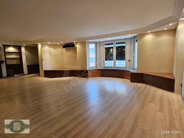 NİŞANTAŞININ KALBİNDE 280m2 LÜKS KONUT & MUAYENEHANE - Görsel 9