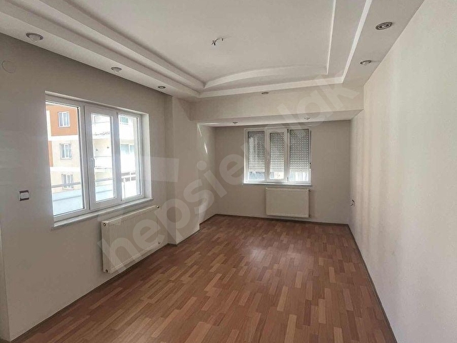 YENİŞAFAK GÜL MEYDANI ALTINDA GENİŞ SATILIK 3+1 ARAKAT DAİRE - Görsel 9