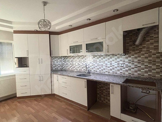 YENİŞAFAK GÜL MEYDANI ALTINDA GENİŞ SATILIK 3+1 ARAKAT DAİRE - Görsel 23