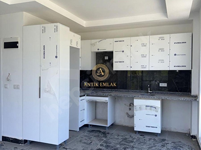 Avsallarda Yatırımlık 1+1 Orta Kat, Doğu Cephe