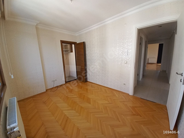 Olivia Konutlarında Klimalı E.Banyolu Geniş 3+1 kiralık daire - Görsel 21