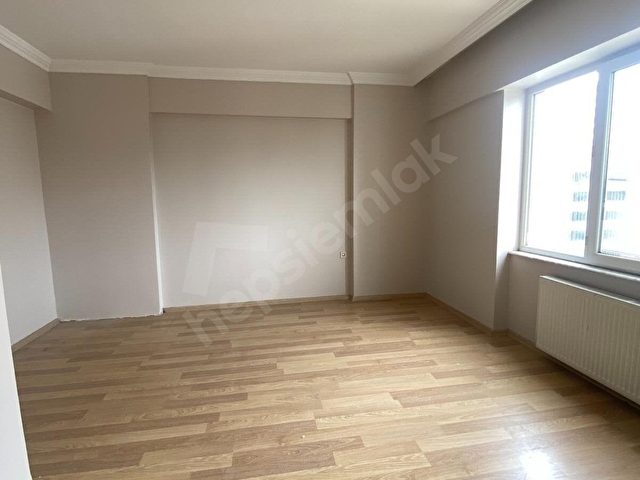 OSMANGAZİDE EŞSİZ MANZARALI SİTE İÇİ, SATILIK 3+1 DAİRE 180 m2 - Görsel 16