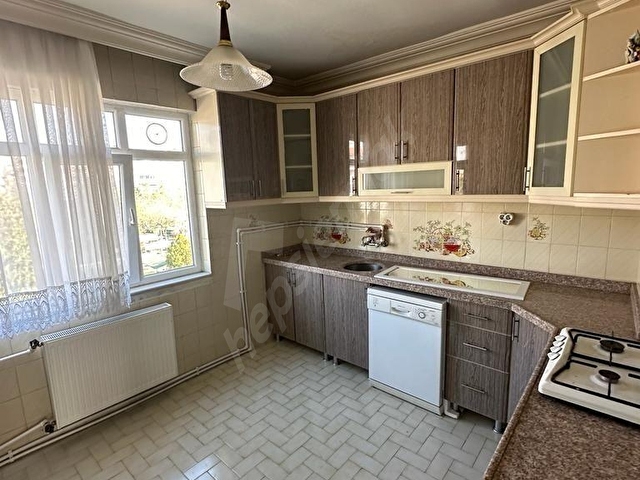 MEGA PARK KARŞISI ARA KAT 3+1 SATILIK DAİRE ALTUĞ EMLAK - Görsel 2