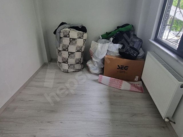 HUZURDAN TEKİRDAĞ ALTINOVADA YÜKSEK GİRİŞ İSKANLI KİRALIK 1+1 DAİRE - Görsel 12