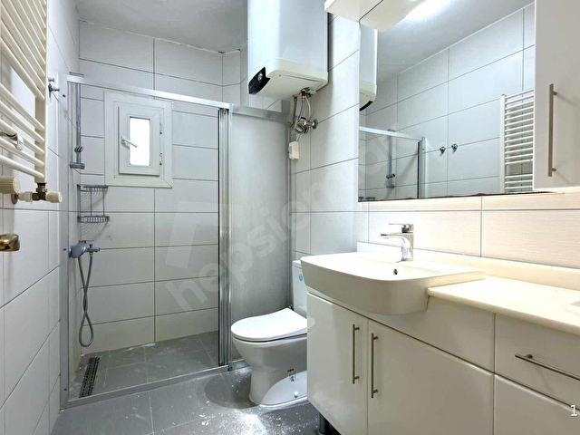 Bitezde Denize 100mt 700m2 Bahçe içinde 3+1 2 Banyo Daire - Görsel 19