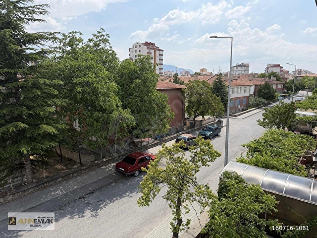YENİŞEHİRDE MERKEZE YAKIN EŞYALI KİRALIK 3+1 - Görsel 9