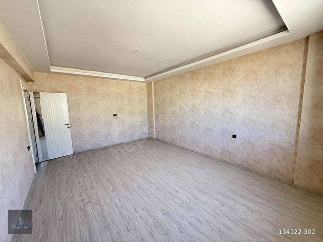 YEŞİLVADİ PARKI KARŞISINDA ANA CADDE ÜSTÜ 2,5+1 LÜKS DAİRE - Görsel 5