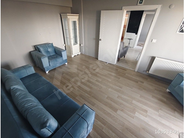 DUMLUPINARDA OTOBÜS GÜZERGAHINDA KİRALIK 2+1 CAM BALKONLU DAİRE - Görsel 11